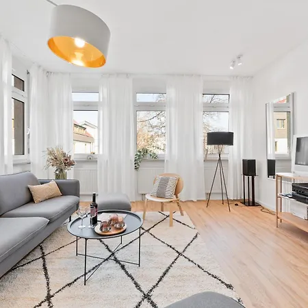 Helle Zentrumsnahe Familienfreundliche Apartment Fellbach